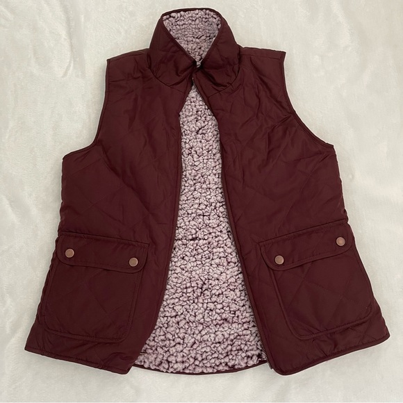 Reversible Purple Sherpa Vest - Picture 3 of 14